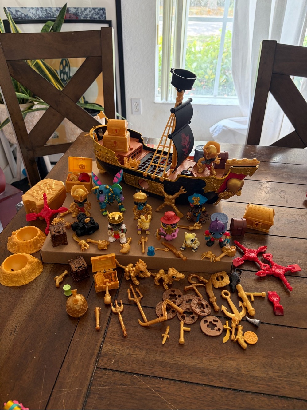 Treasure X Huge Lot Playsets Figures Ship Beasts Accessories